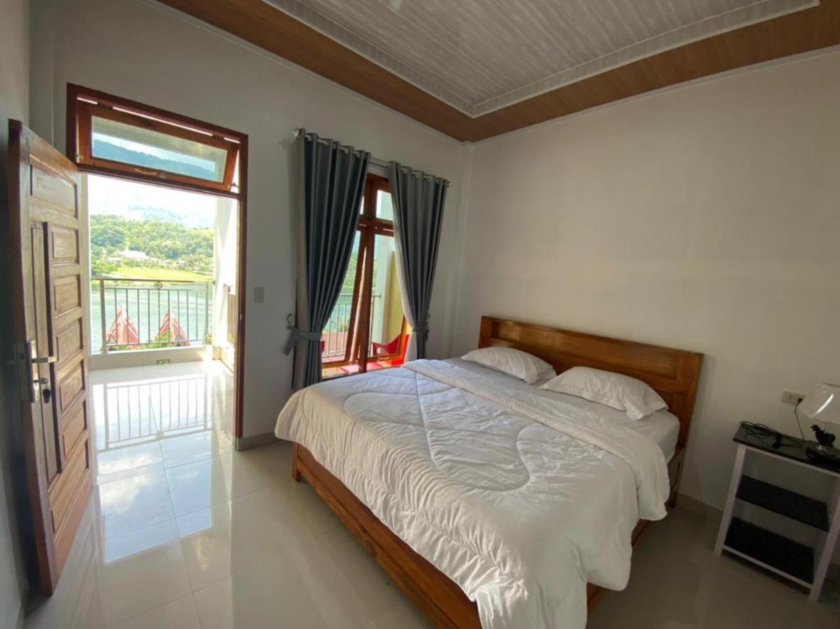 Tama View Bed & Breakfast Tuk Tuk Exterior photo
