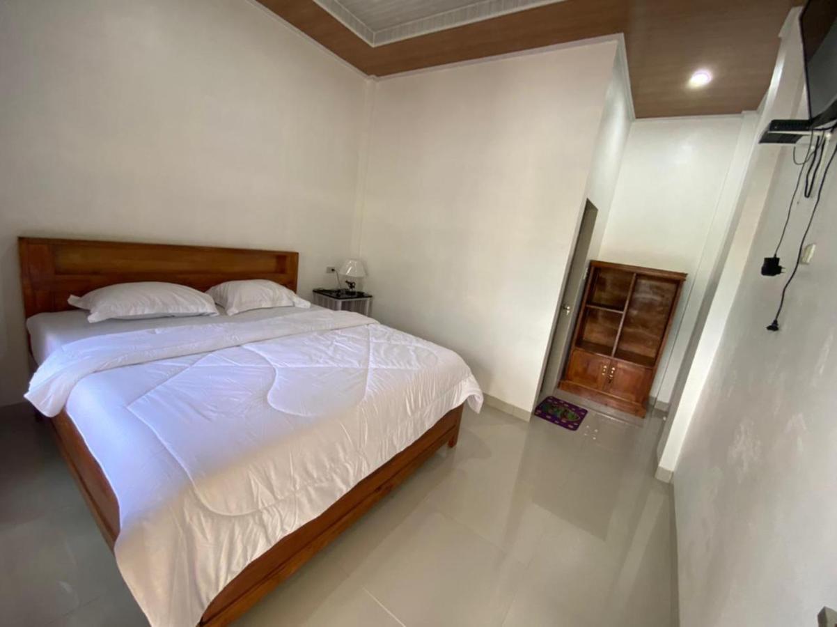 Tama View Bed & Breakfast Tuk Tuk Exterior photo