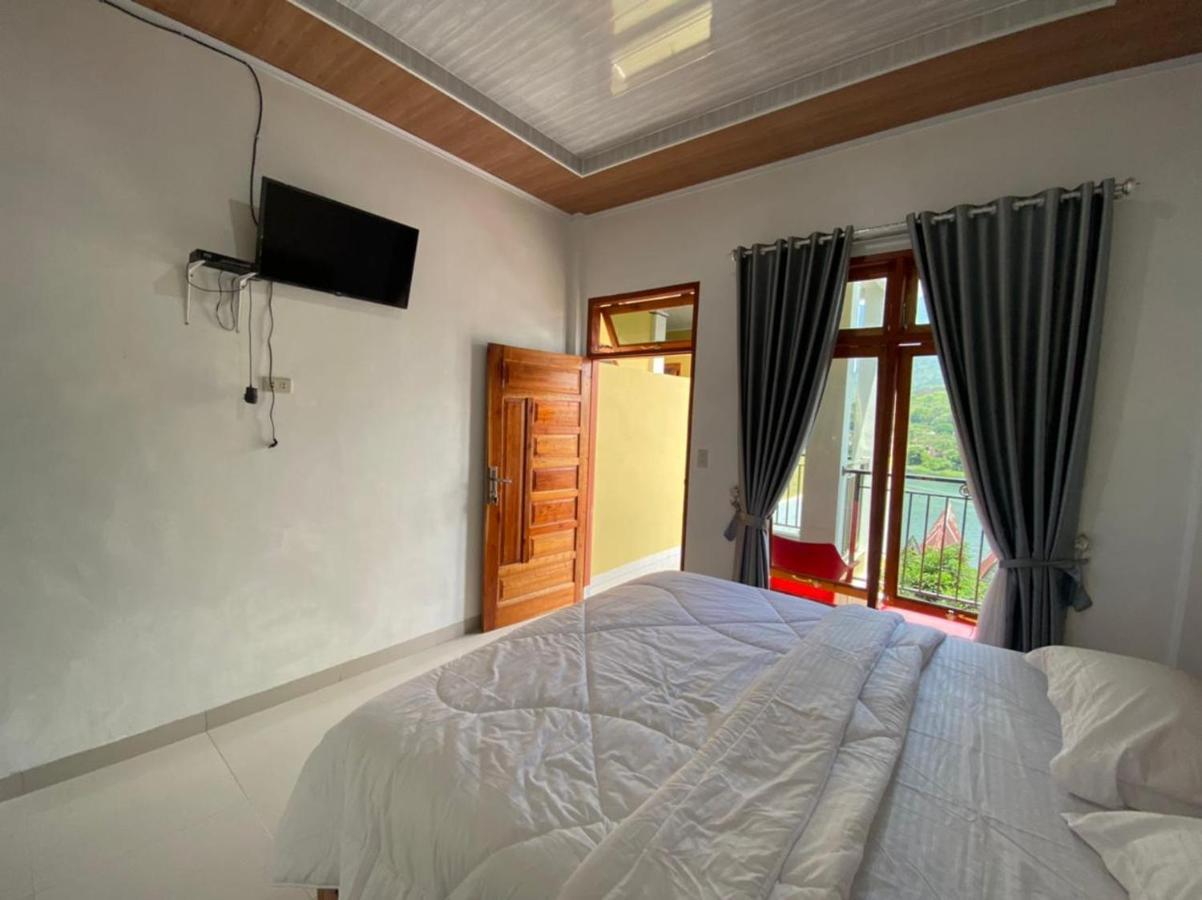 Tama View Bed & Breakfast Tuk Tuk Exterior photo